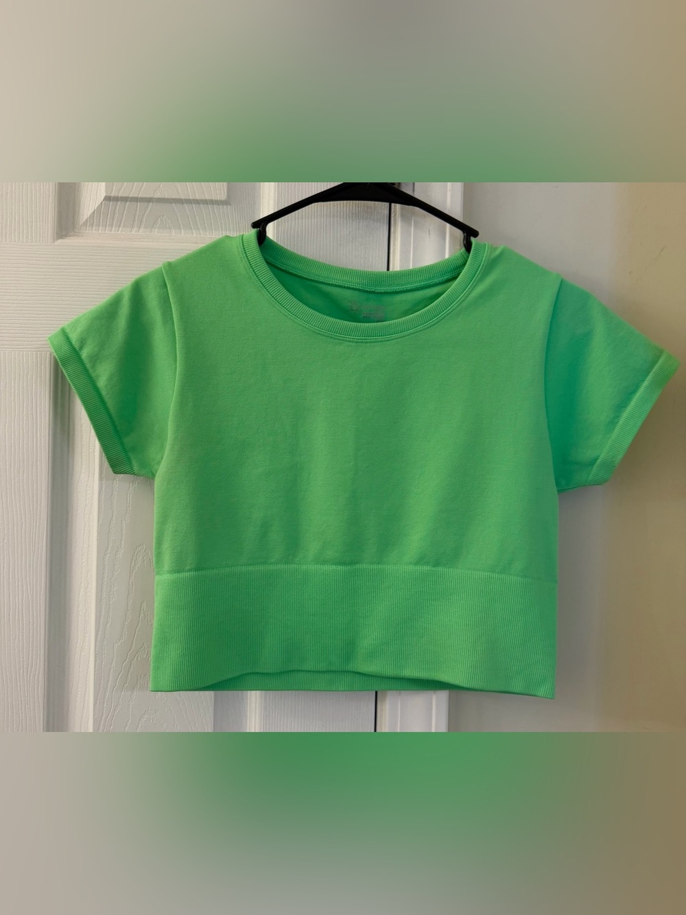 OFFLINE by Aerie Cropped Active Top
